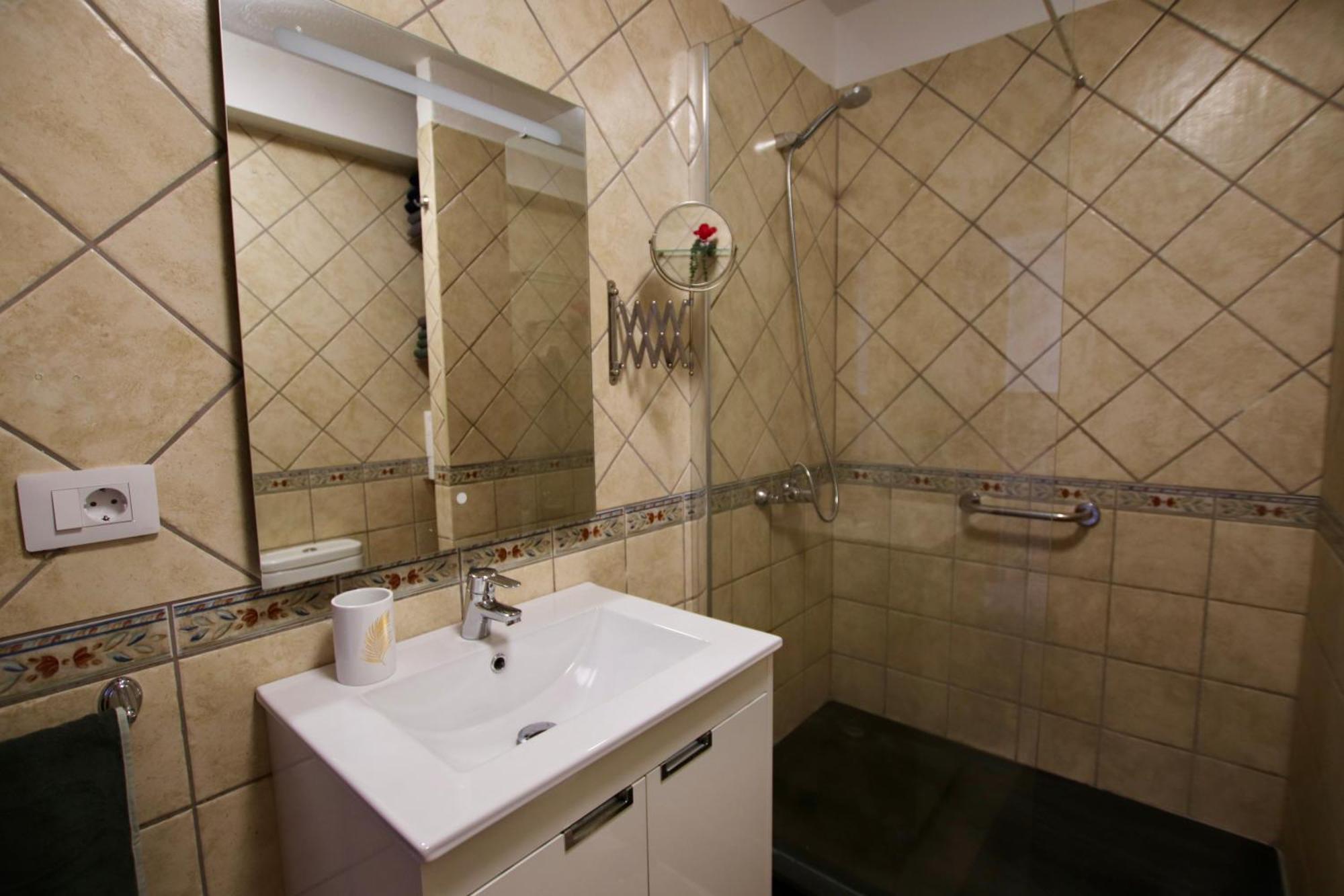 Vista Parcial Mar En Tenerife Sur Apartment